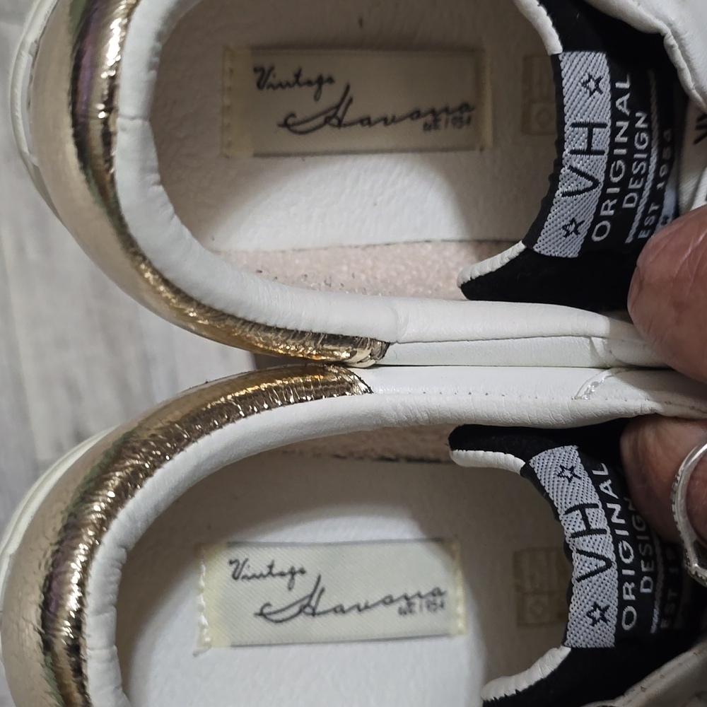 Vintage Havana White and Black Sneakers - Picture 5 of 5
